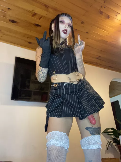 Come to your vampire mom, I will suck you and not the blood by Saikaink