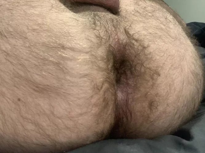 Dude, my arse is kinda musky after the gym… what do you think?  by crushes8