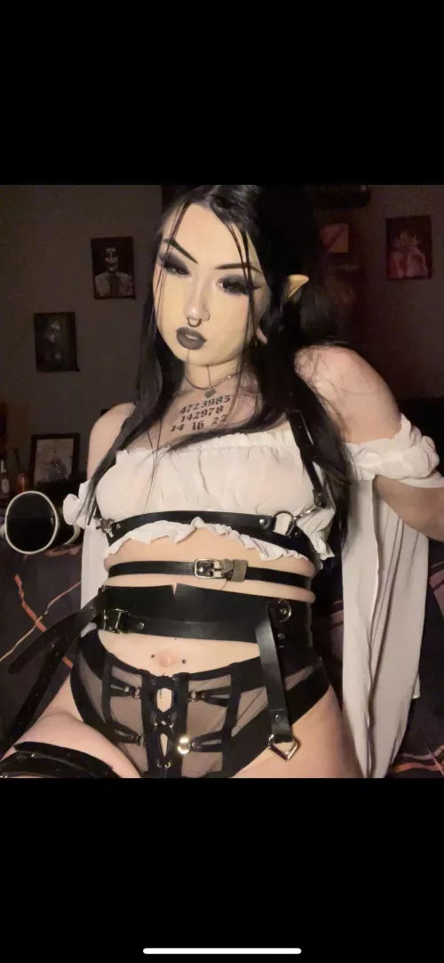 elf by hyrules-hottest by hyrules-hottest