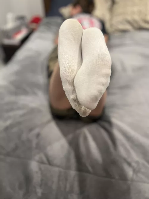 [F] Take a big whiff by LzzyGreene