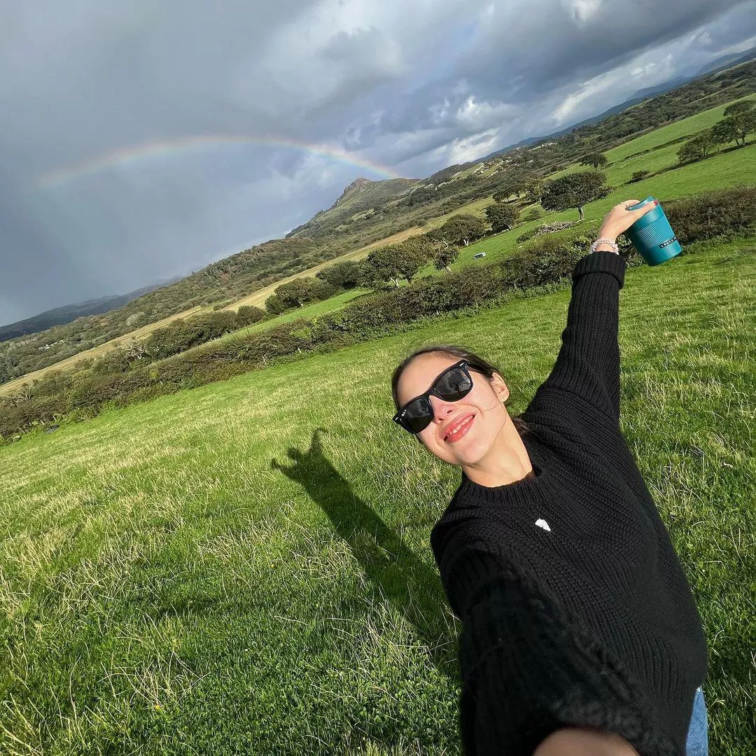 'happy as a clam' - IG September 2024 posted by GeorgeneLeggett