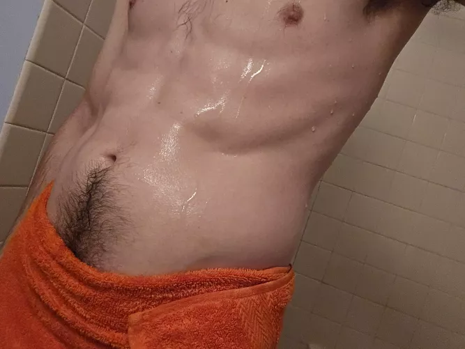 Hi everyone  by Reddittosser44