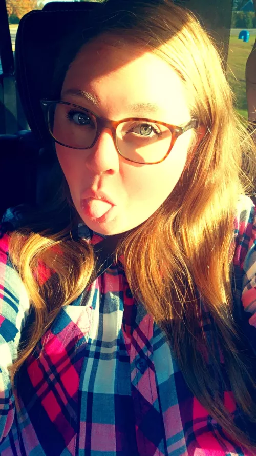 Hi everyone  by 7231591323
