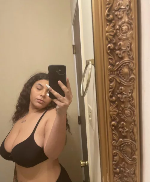 Horny asf and doing FaceTime  by Low_Ferret6138