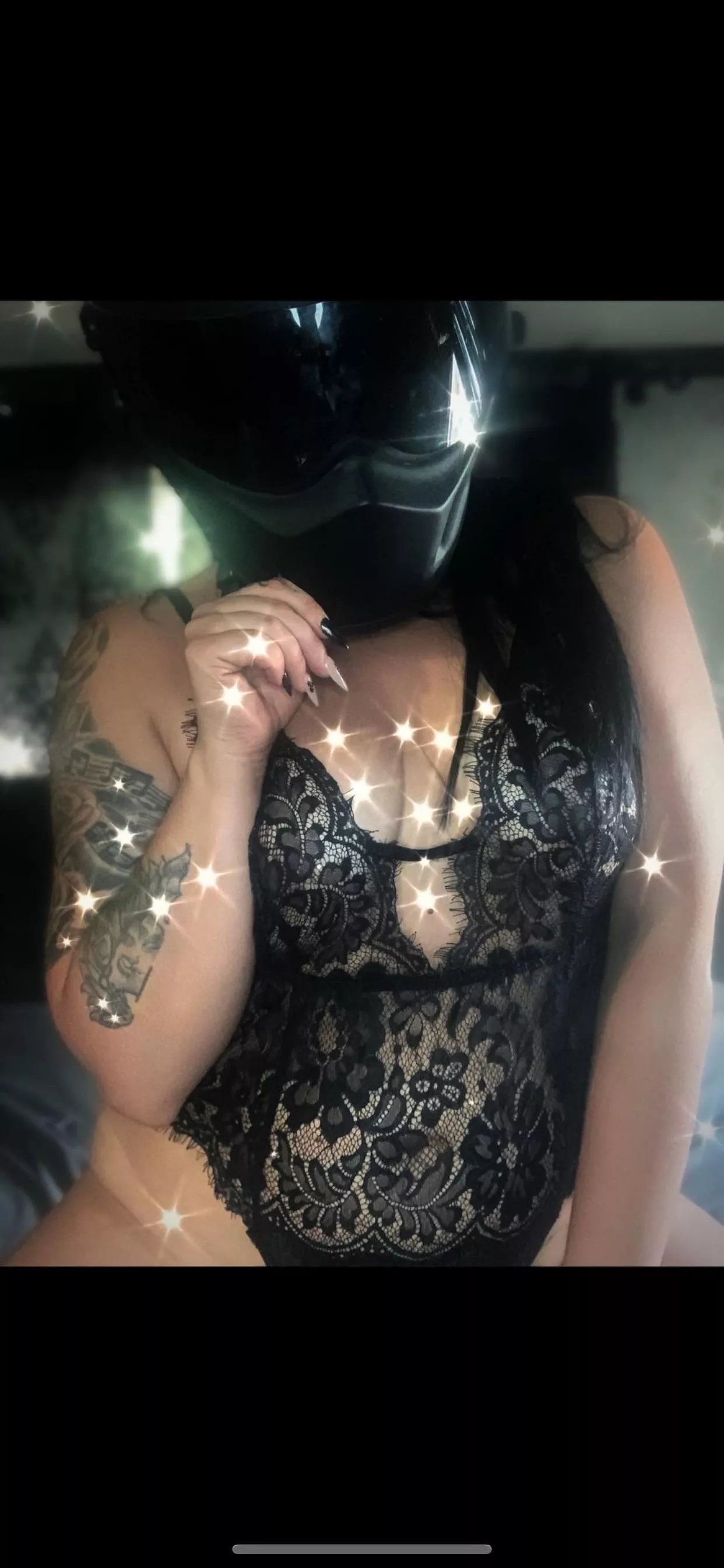 I have some curves you can get behind;) posted by RammingRavenXX