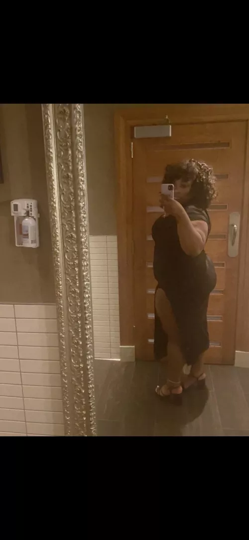 I want all your time,attention and cash. Nothing less and nothing more. by Kuroprincesshrts