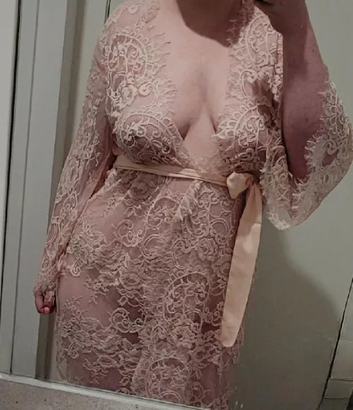 If you look closely enough you'll note my lack of panties. Fully accessible  by peachworth