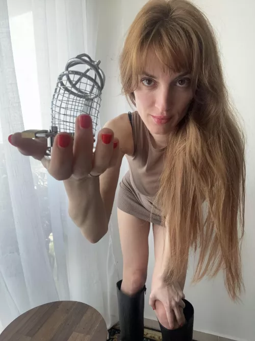 I’ll make your caged clitty squirt by chelsearedbet31