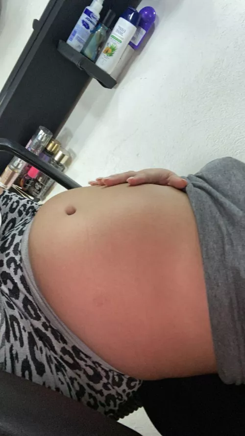 I'm back again wanting to get that sexy beer belly filled 🍺🍺 by Lost_Button9518