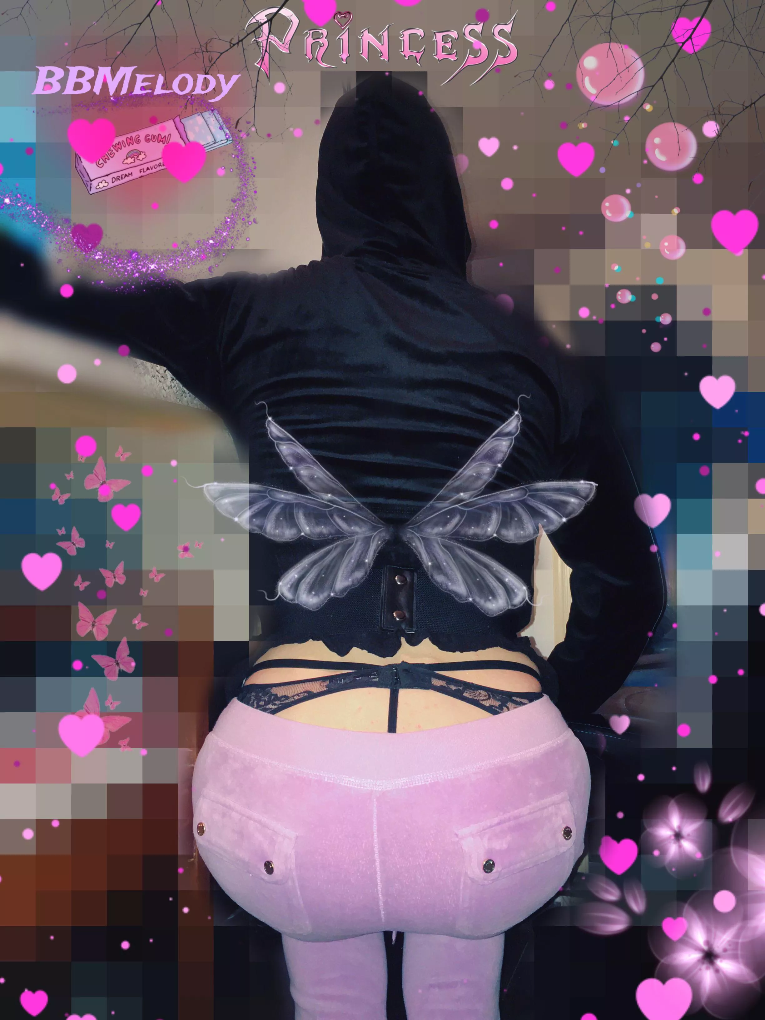 Juicy Princess 🤷🏼‍♀️💟🪄🌸 posted by mvmxxx