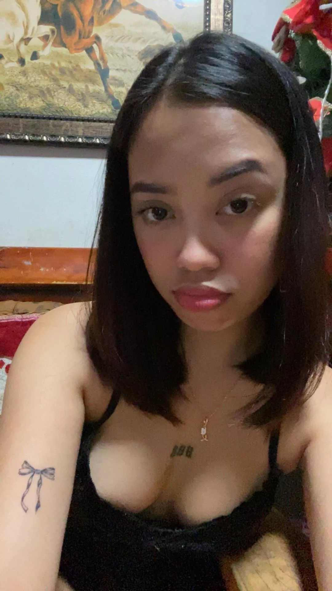Lick my tits  posted by gailonthegogogo