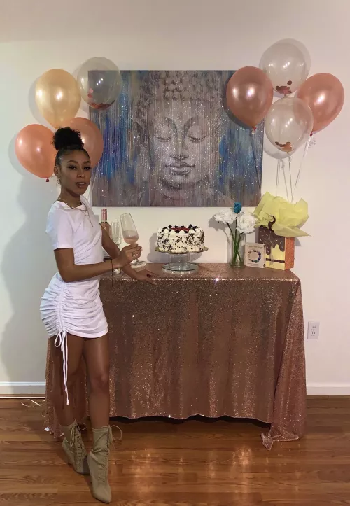 Looking nice by supermega13