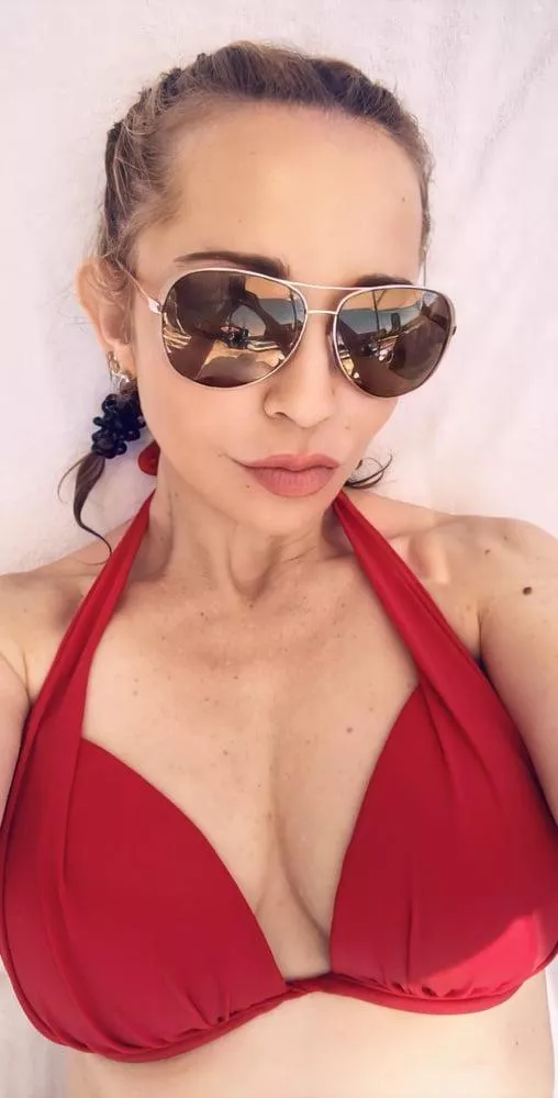 Love her body posted by [deleted]
