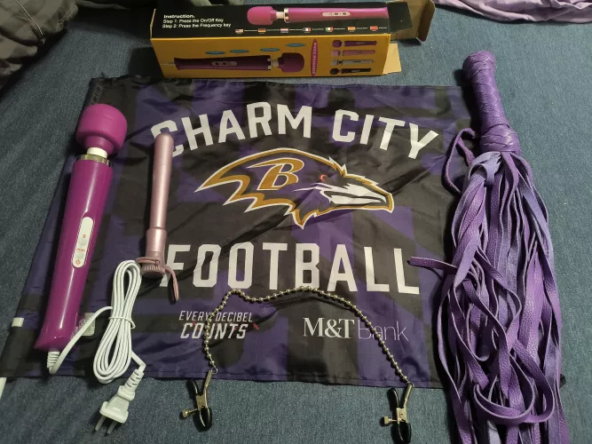 M4F Dom looking for a Sub for fun during the Ravens Game tonite by ThunderlipsBJJ