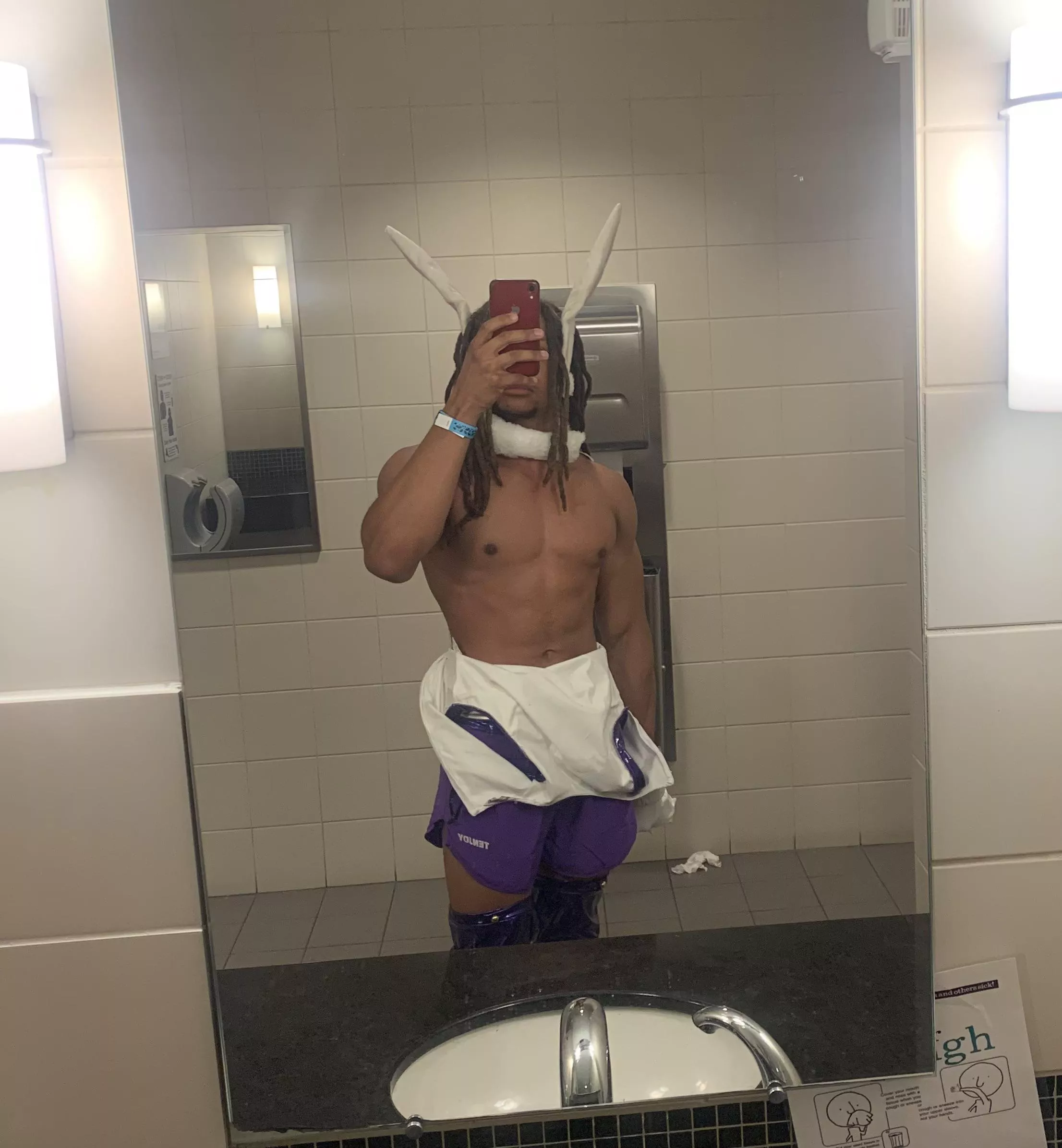 Muscle Mommy Mirko is here!! posted by [deleted]