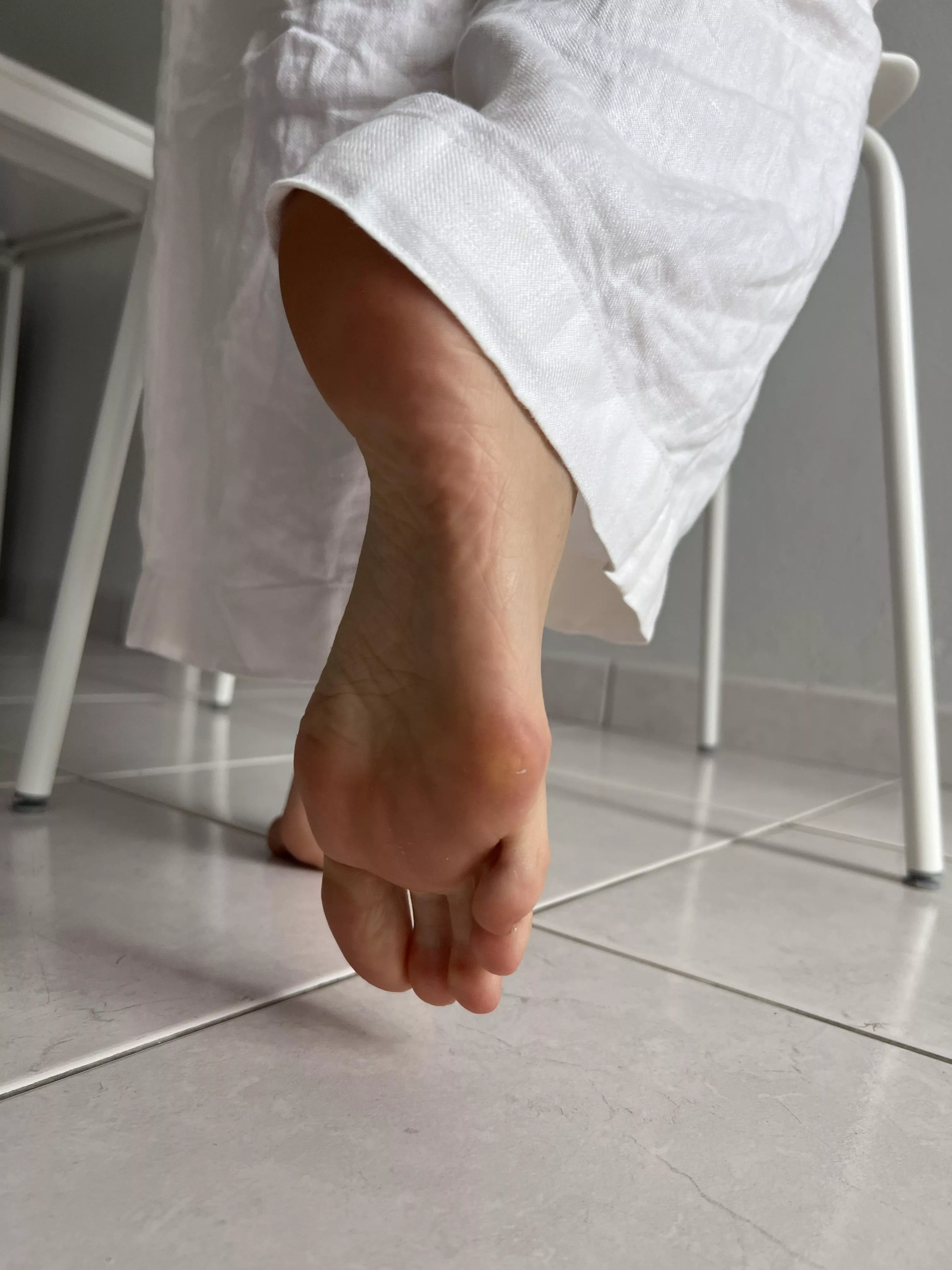 My soles should be resting on your face posted by prettyevilx