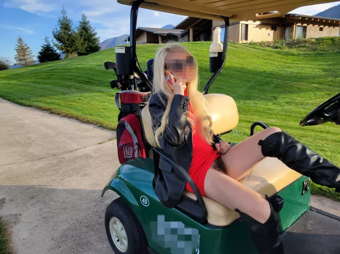 No wonder the green keeper kept following us by plantlife34
