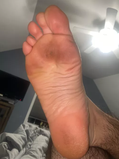 Smother your face in this dirty sole by leonstratus21