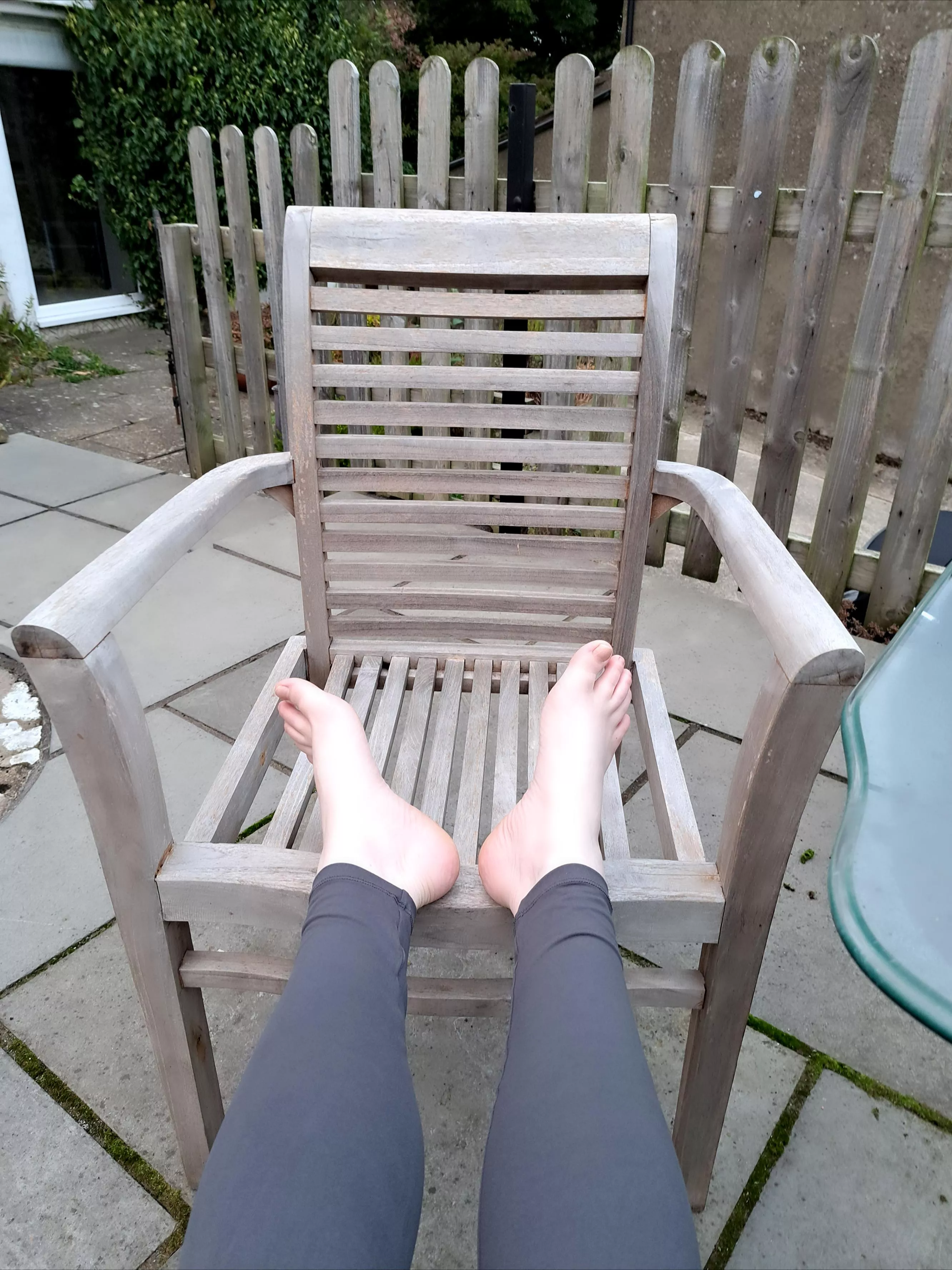 Some time away in the countryside. Did my Solemates miss me? 🌬💋👣 posted by Gaia_Sole_Lady