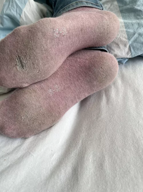 Stinky pink socks [f] by _Valkyre0815