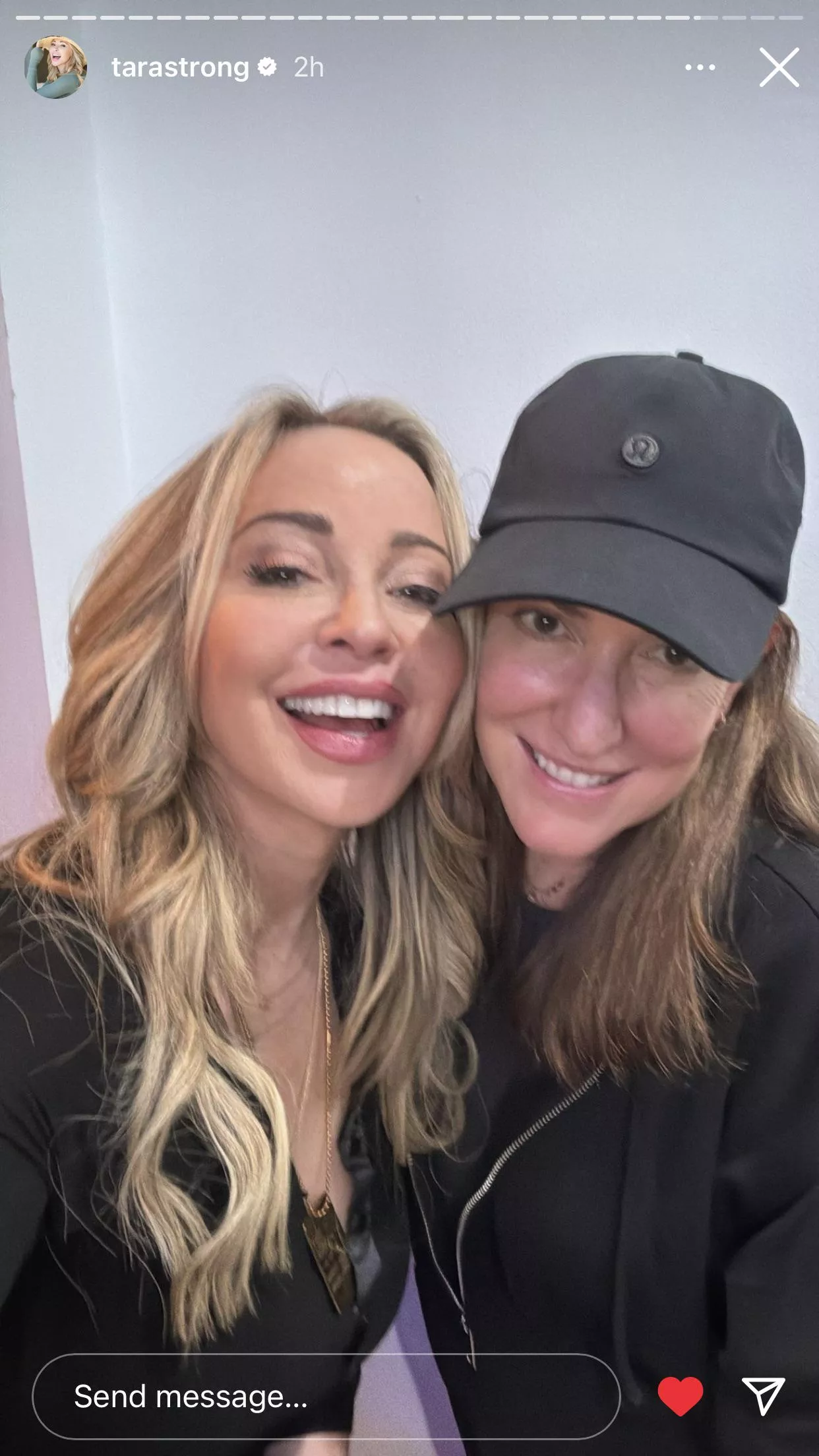 Tara Strong selfie. That's all ❤️❤️❤️👀👀 posted by BassExe20xx
