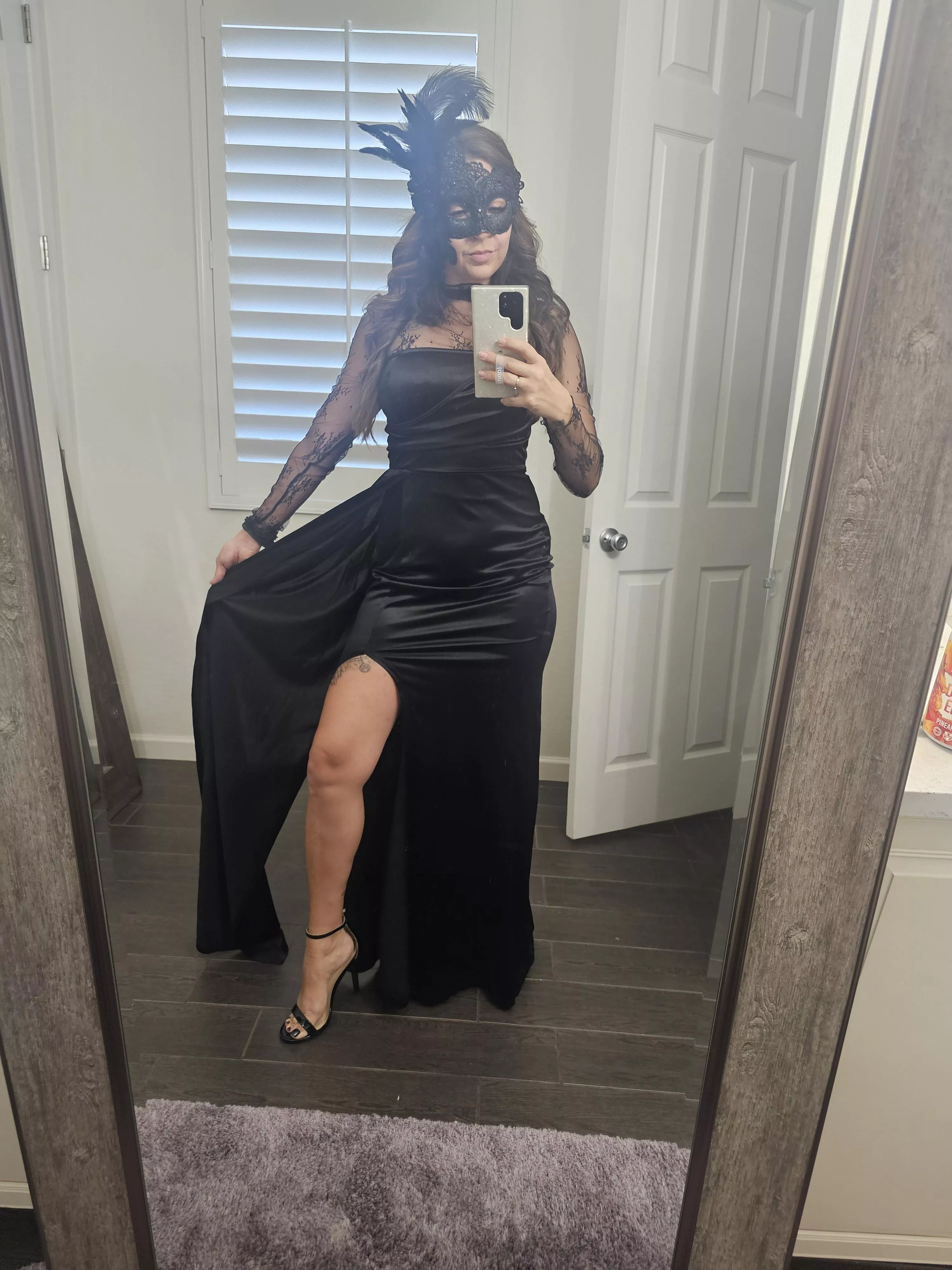 These heels bring out the arch ;)  posted by BarefootBrunette_