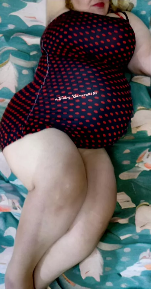 too fat or just ideal? by Hairy-Camera3452