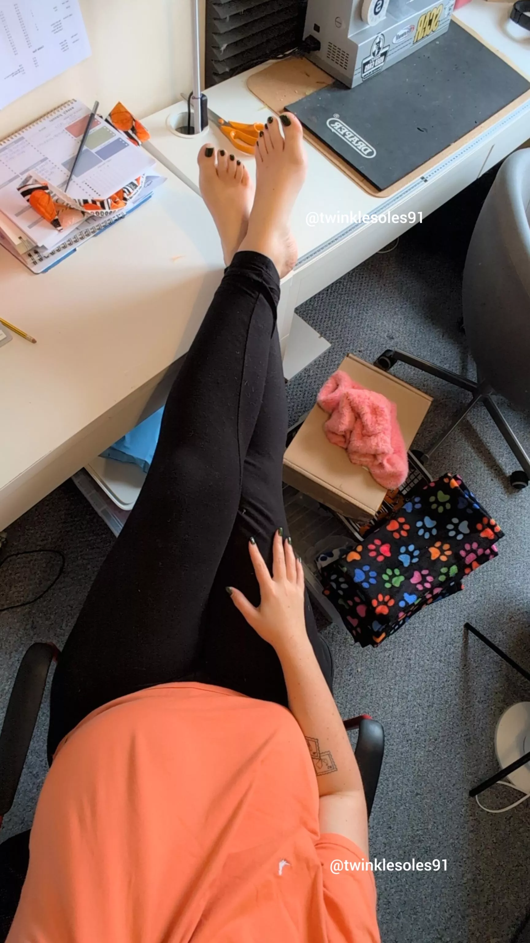 Waiting for you to serve me posted by Twinklesoles91