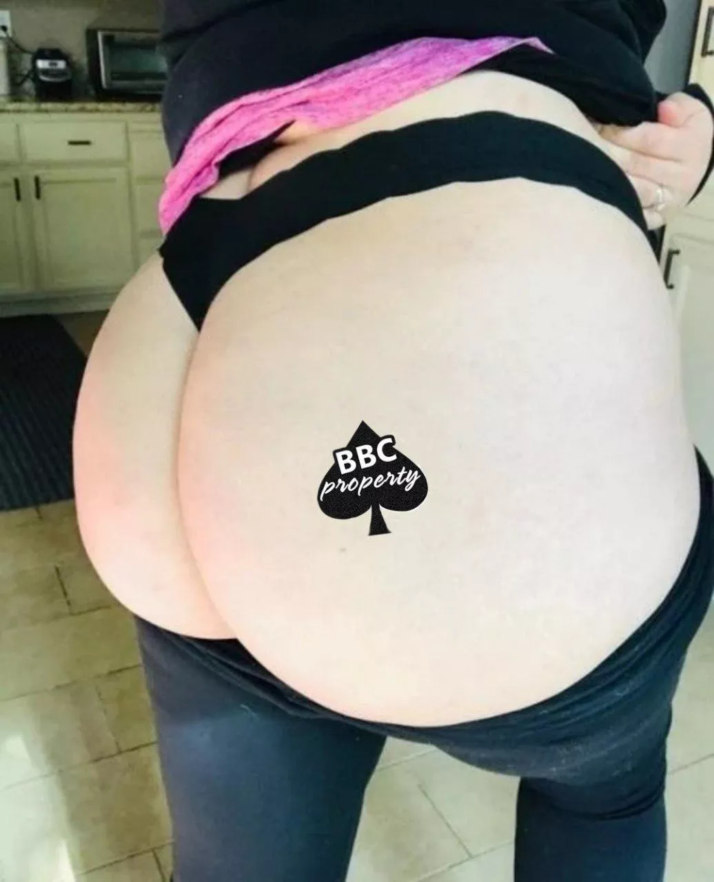 White mom hiding in the suburbs... come tribute me and bully my son! Tributes welcome!
 posted by EffectiveTry3907