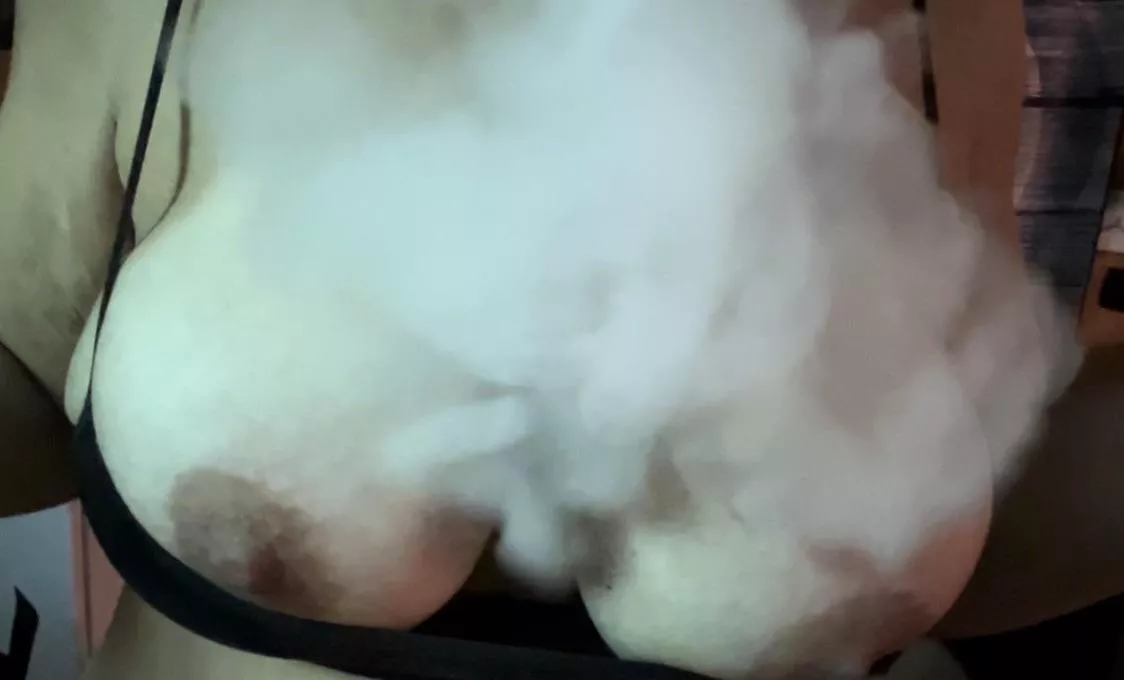 Who’s still up blowing clouds-we are 💨 posted by Inevitable_Horror_72