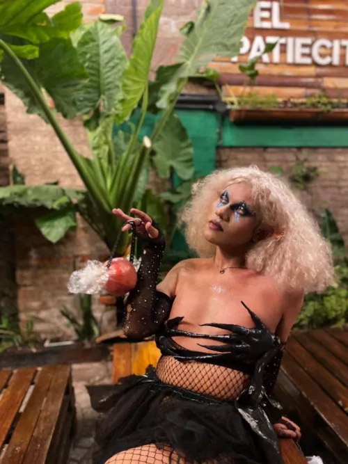 Would you be so lucky to have a piece of this candy 😏🍬 by Front_River6300