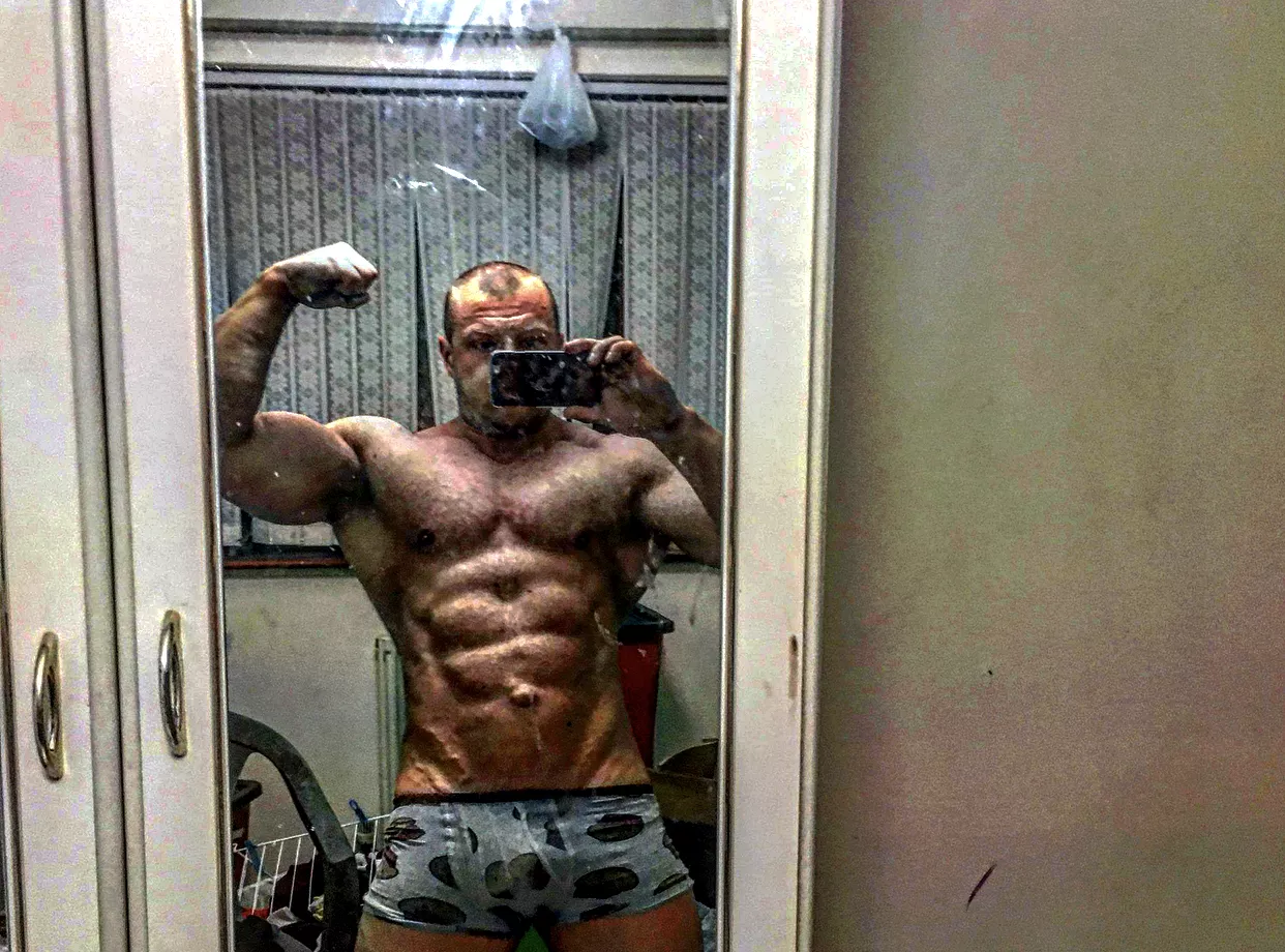 35 (M) Not too bad I don't think? posted by BodybuilderChris2023