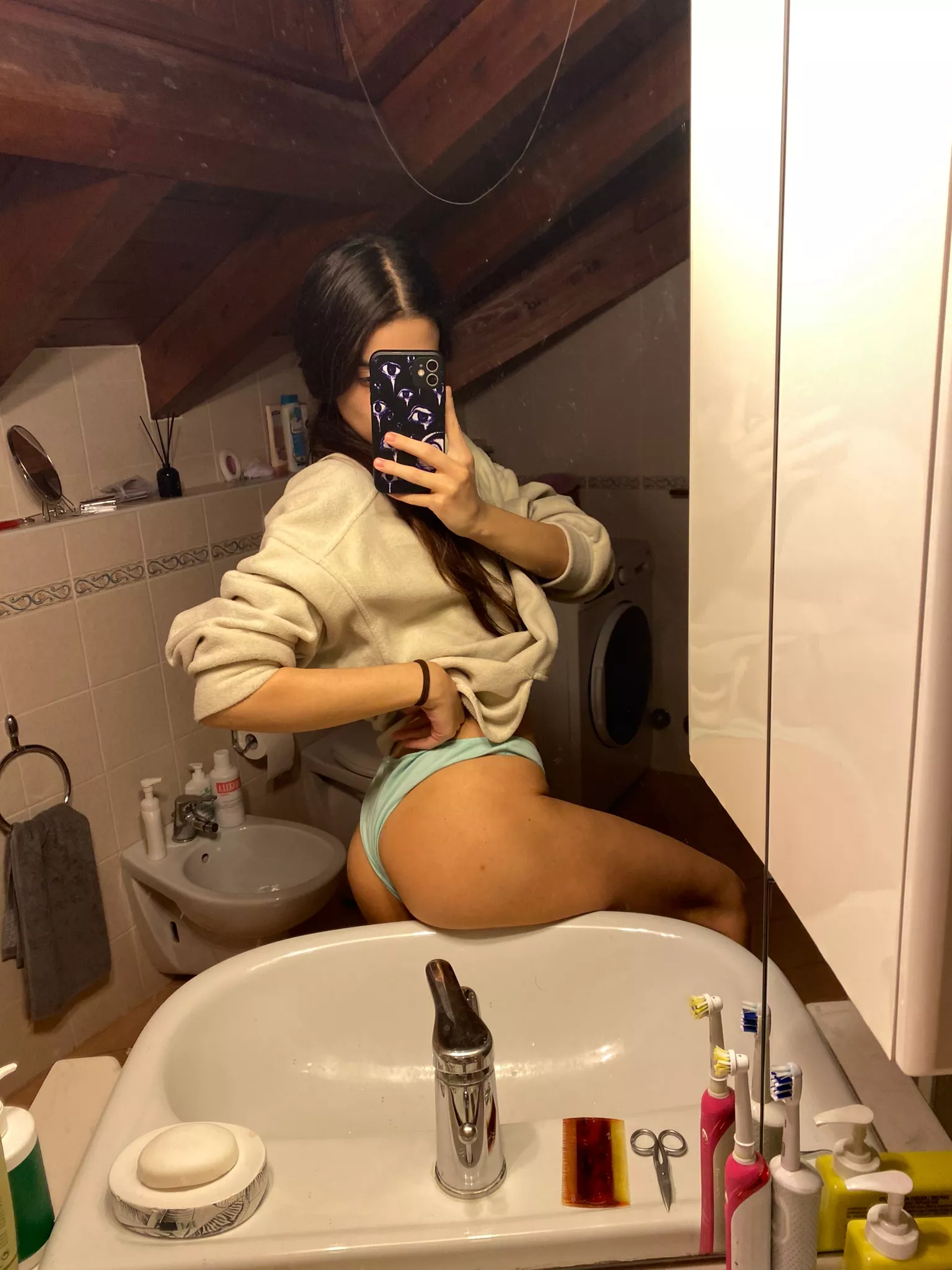 Booty addicted 🥵 posted by AnnaCrystal01