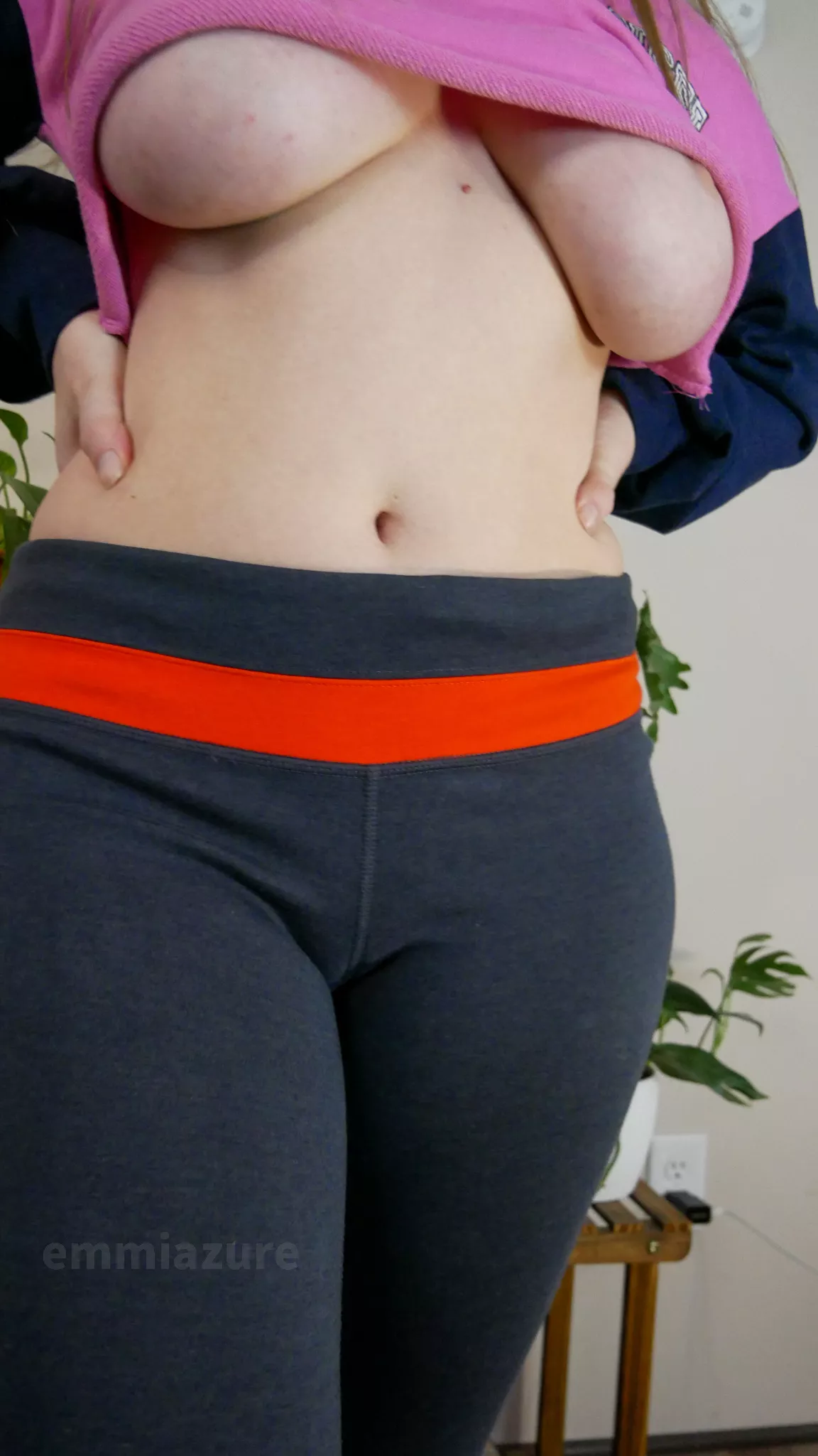 Do you prefer underboob or camel toe? 😋 posted by emmiazure