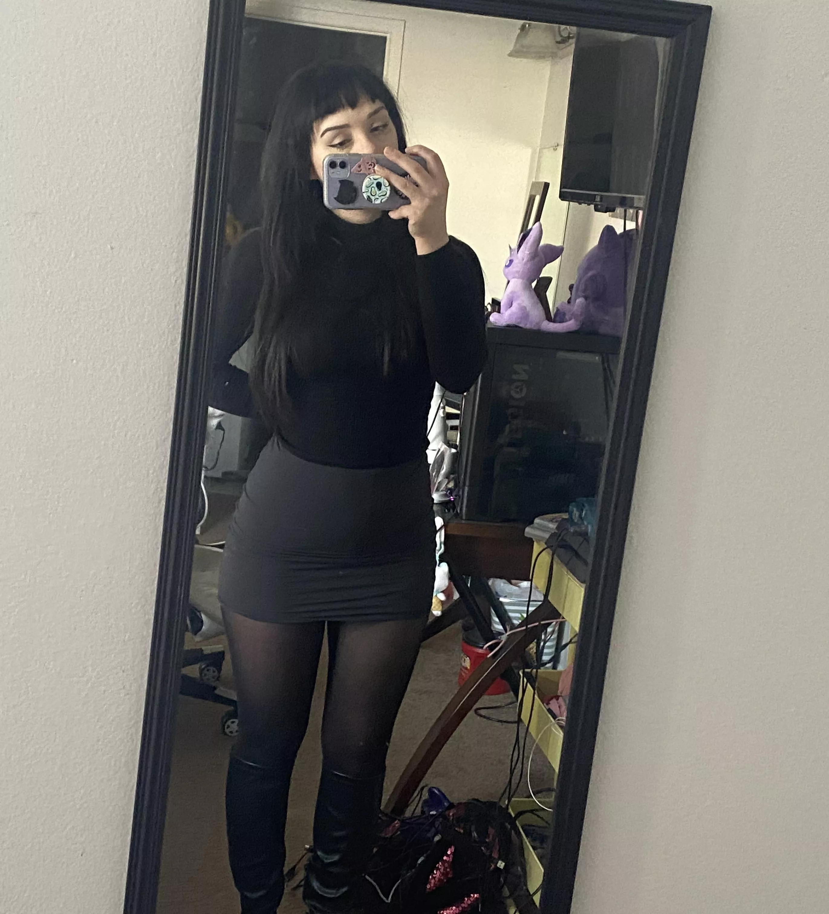 (f) my thighs are as soft as they look posted by brocolicheeze