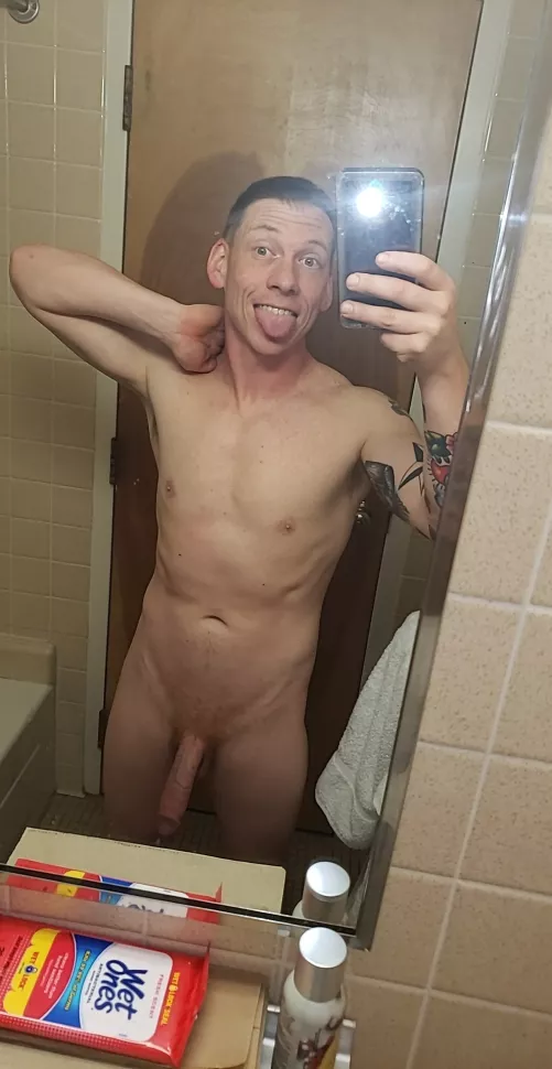 For your viewing pleasure. 🤣😜 by puppieplay1218