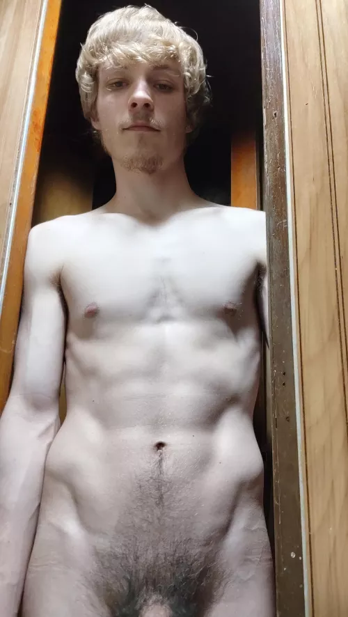 happy to be off work....do you like what you see😏😈❤️ by JoeDingo_