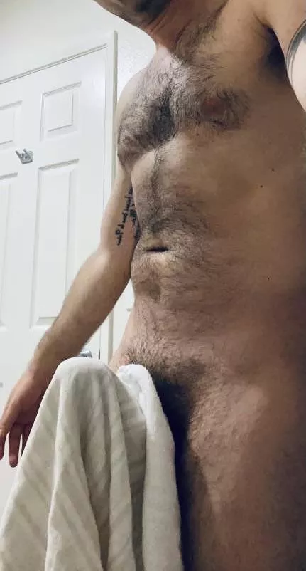 How does one creatively remove a towel? posted by Dean_is_thicke