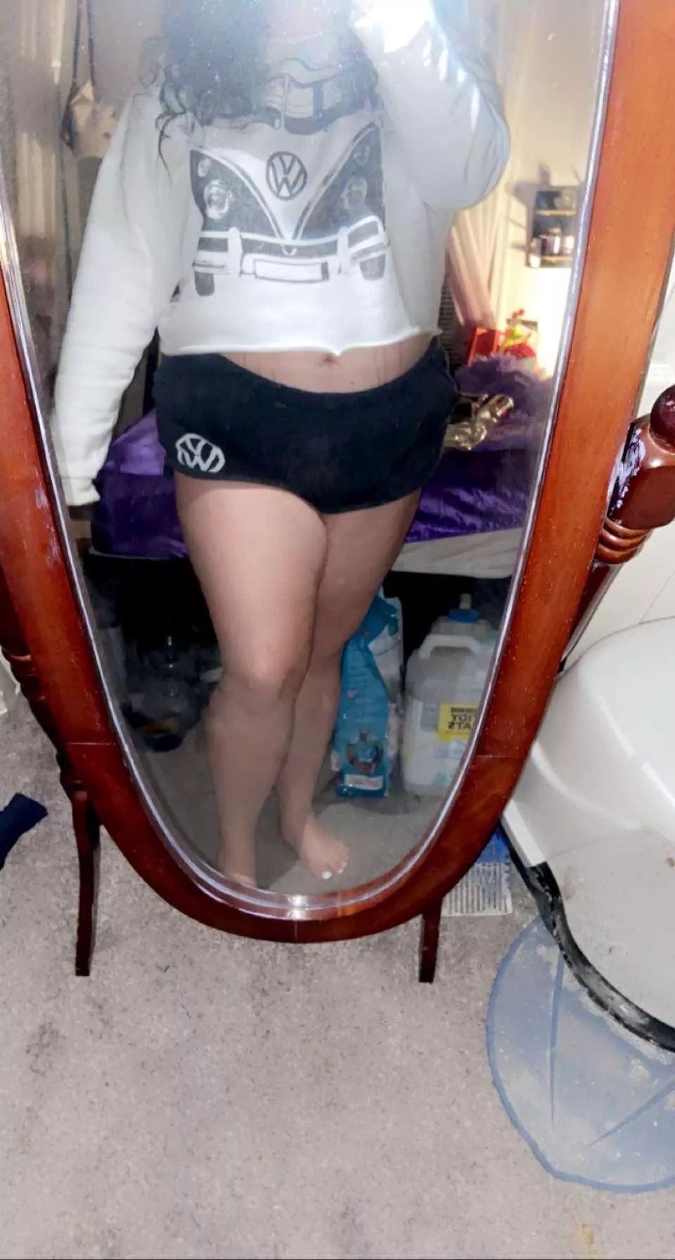 How heavy do I look? posted by chubbyfoxx