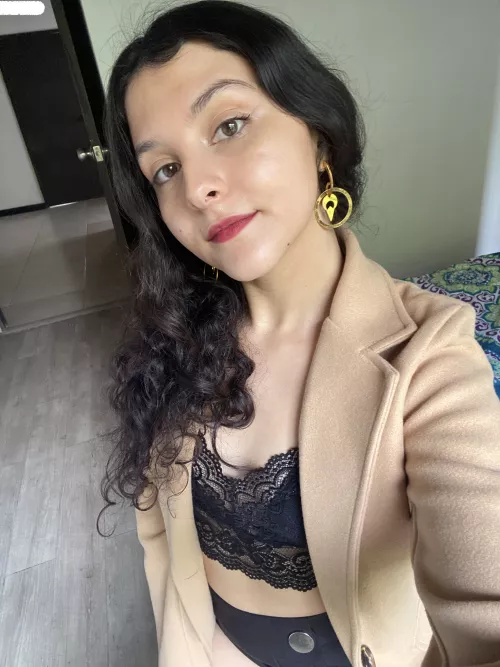 If you see me in public, do you get horny? 😘 by OrganizaterXwfhj