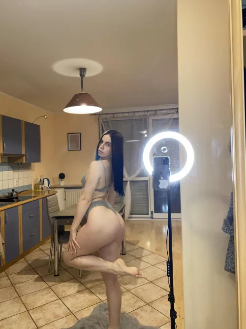 I’ll be your favorite restaurant by ugxumekolk