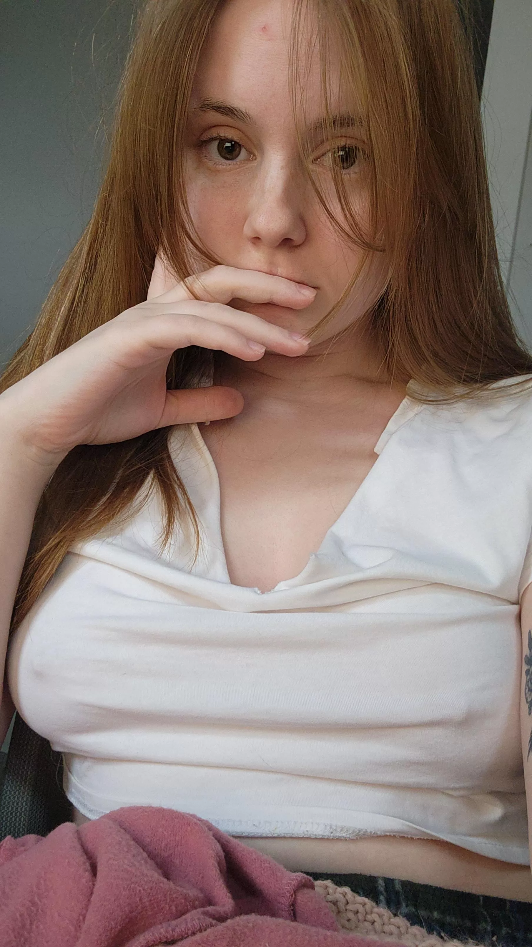 I've been really bored working (f)rom home today posted by teichann