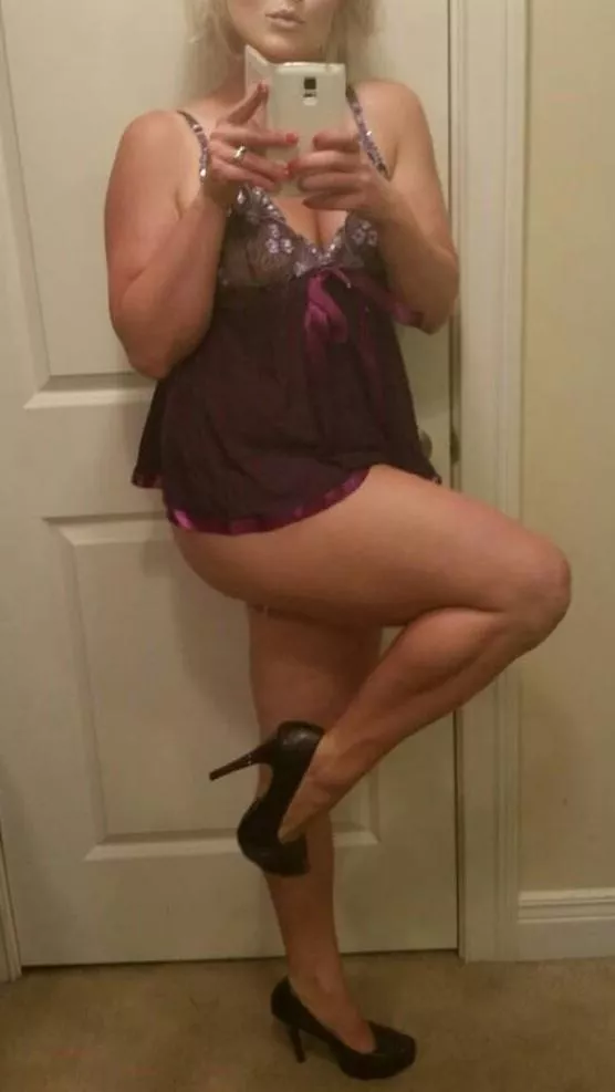 MILF alicious? 😈💍💋 posted by Kute_Kitty_Kat