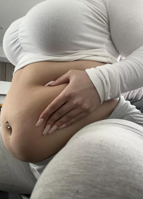 Packed on more pounds… but who cares I look hotter with a fat gut anyways. by Jigglynjuicy