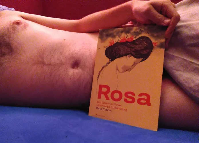 Rosa proved, that size is overrated by Nachtgefluester