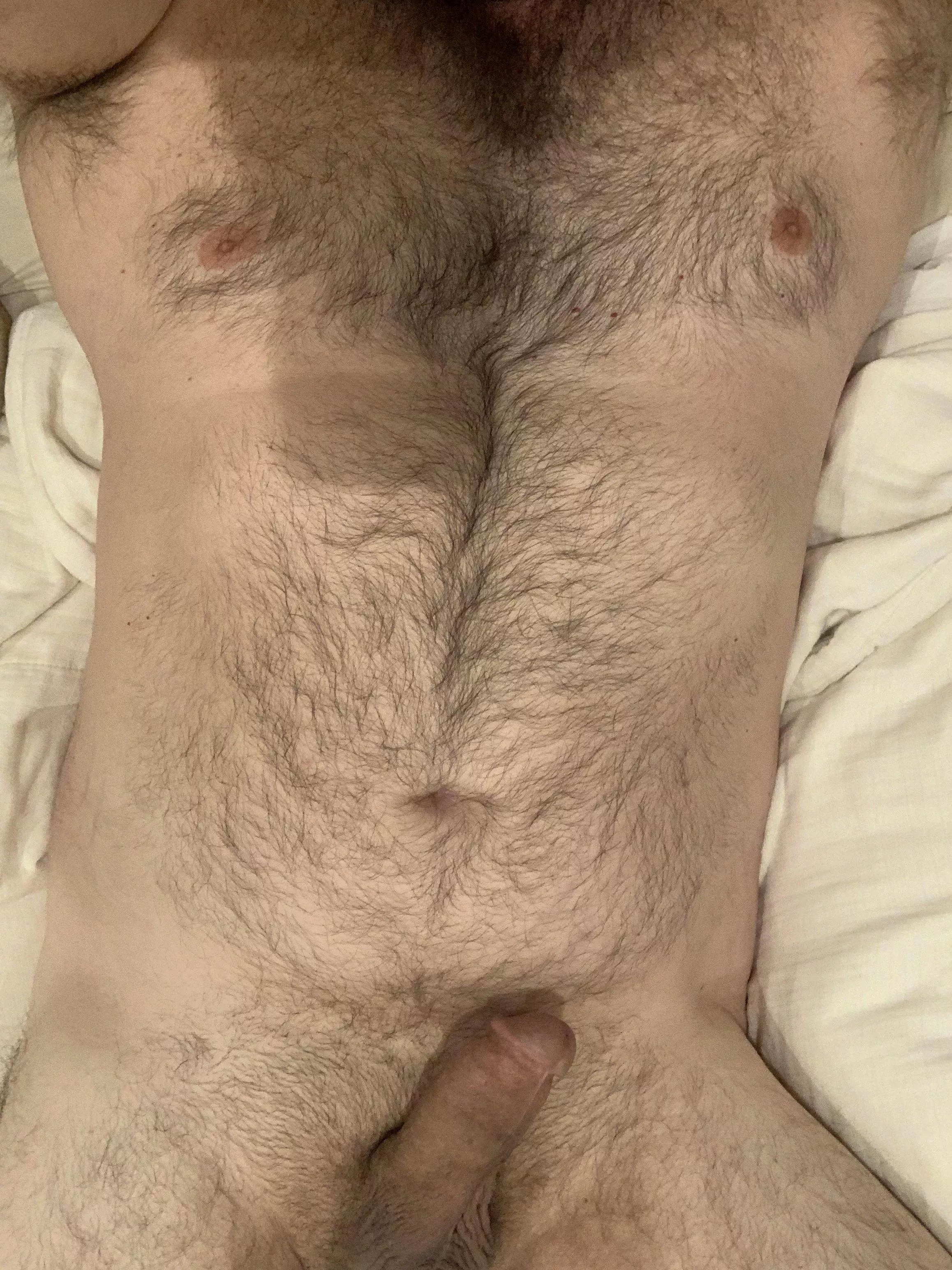 Tall guy (6’3”) with long furry torso [40] posted by jma19821982