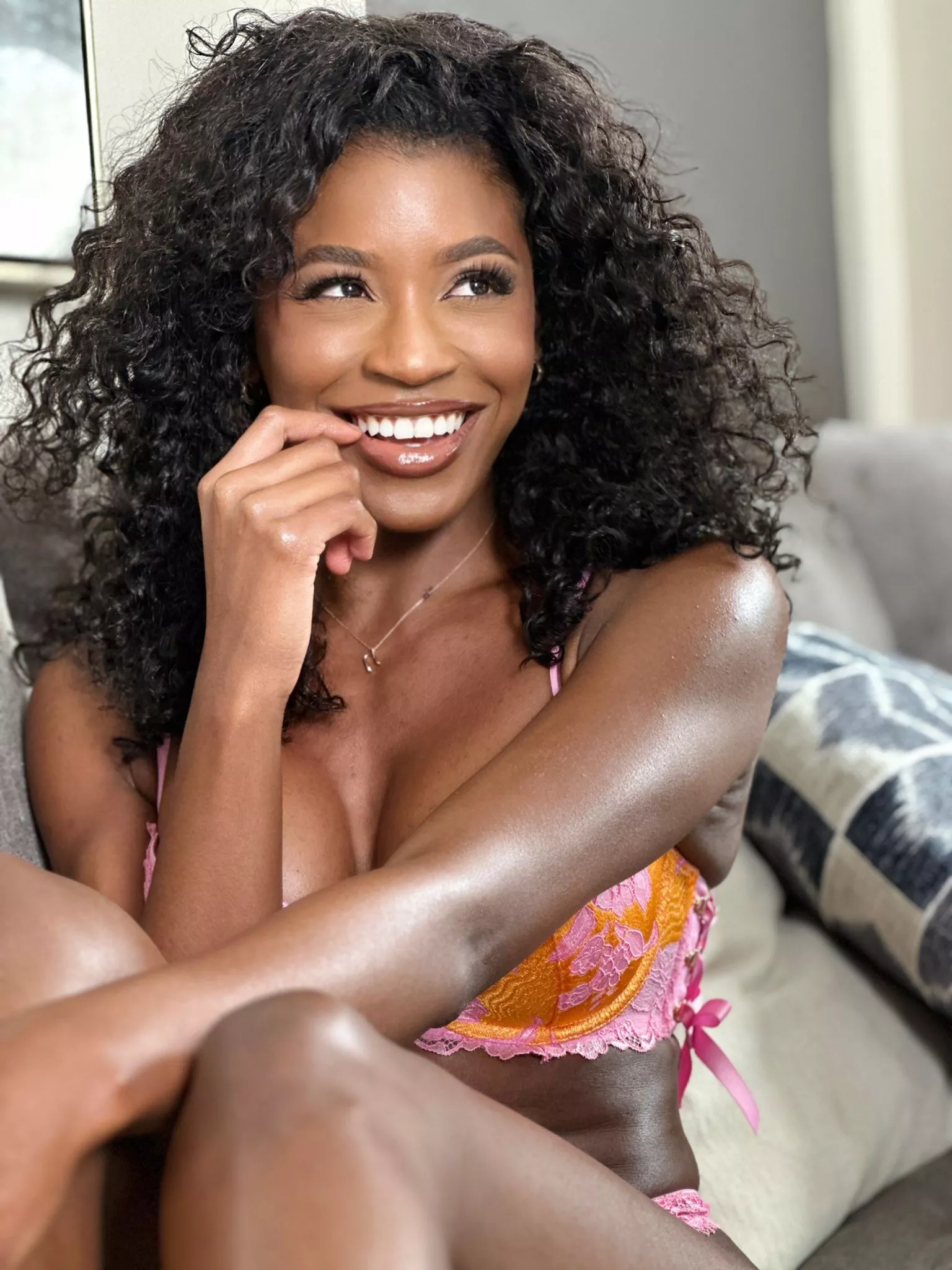 This is me on set, getting ready to shoot... posted by NicoleKitt