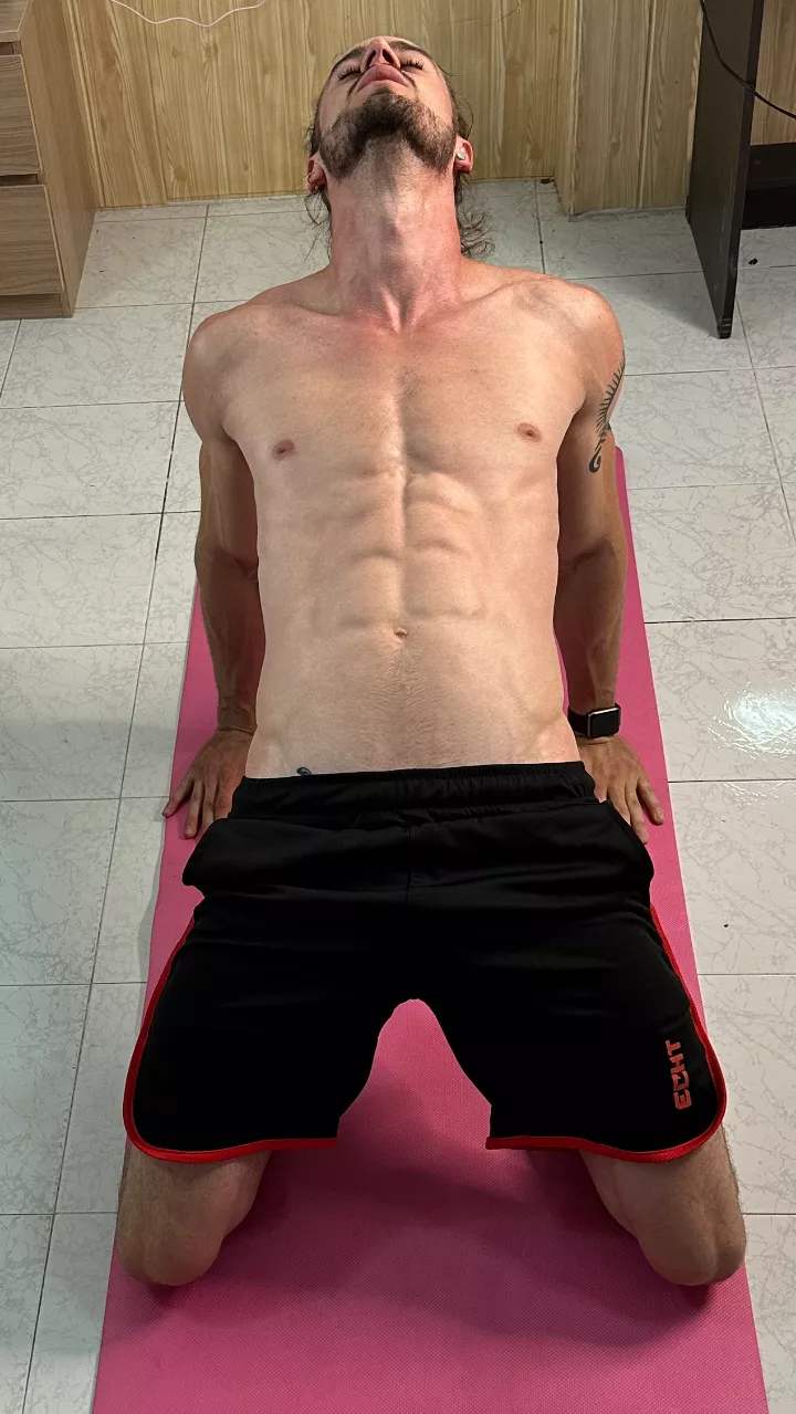 top of the V to ya 😉 posted by AshSmash_um