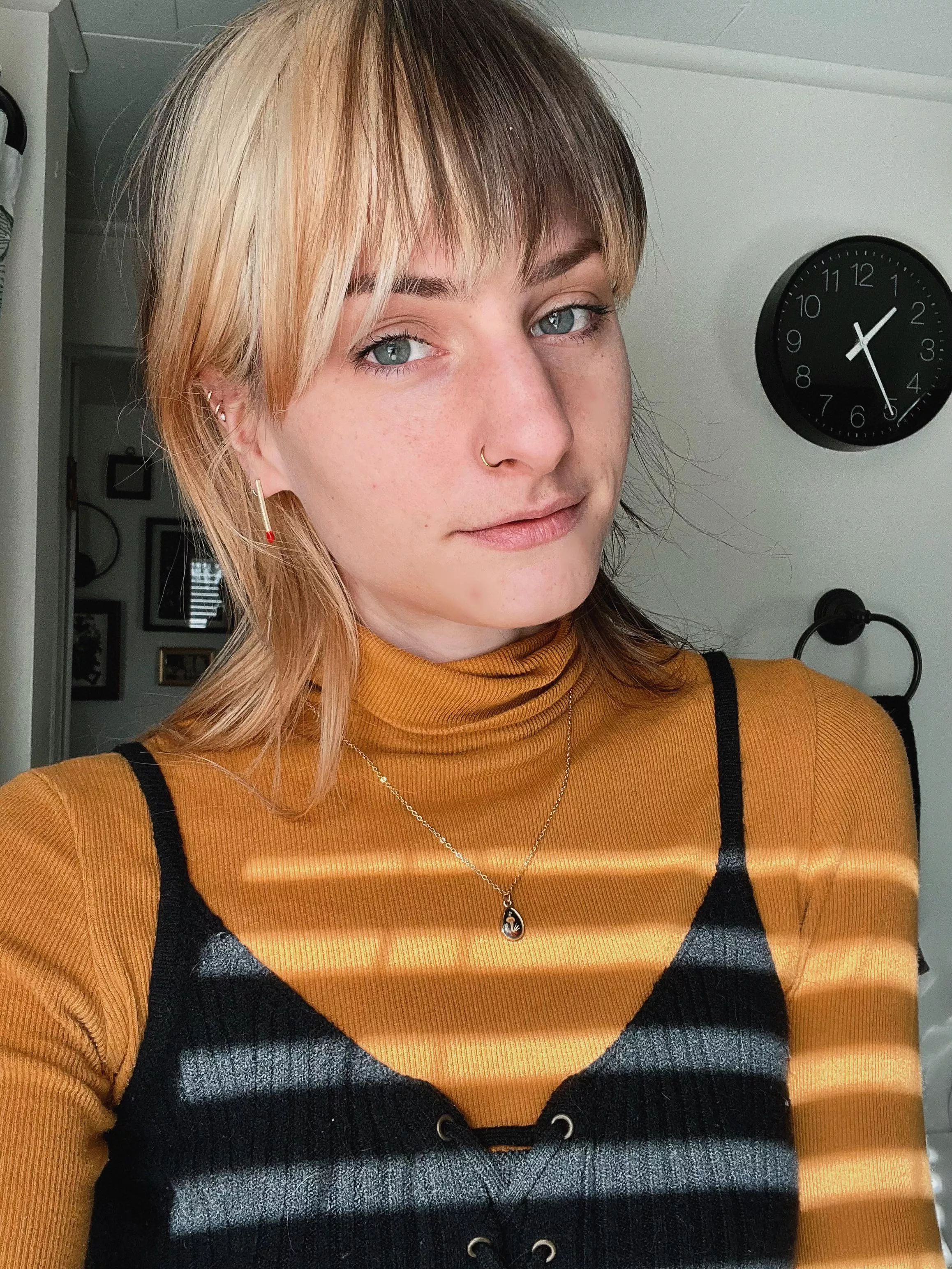 Two for one bangs posted by stoneyghostkitten