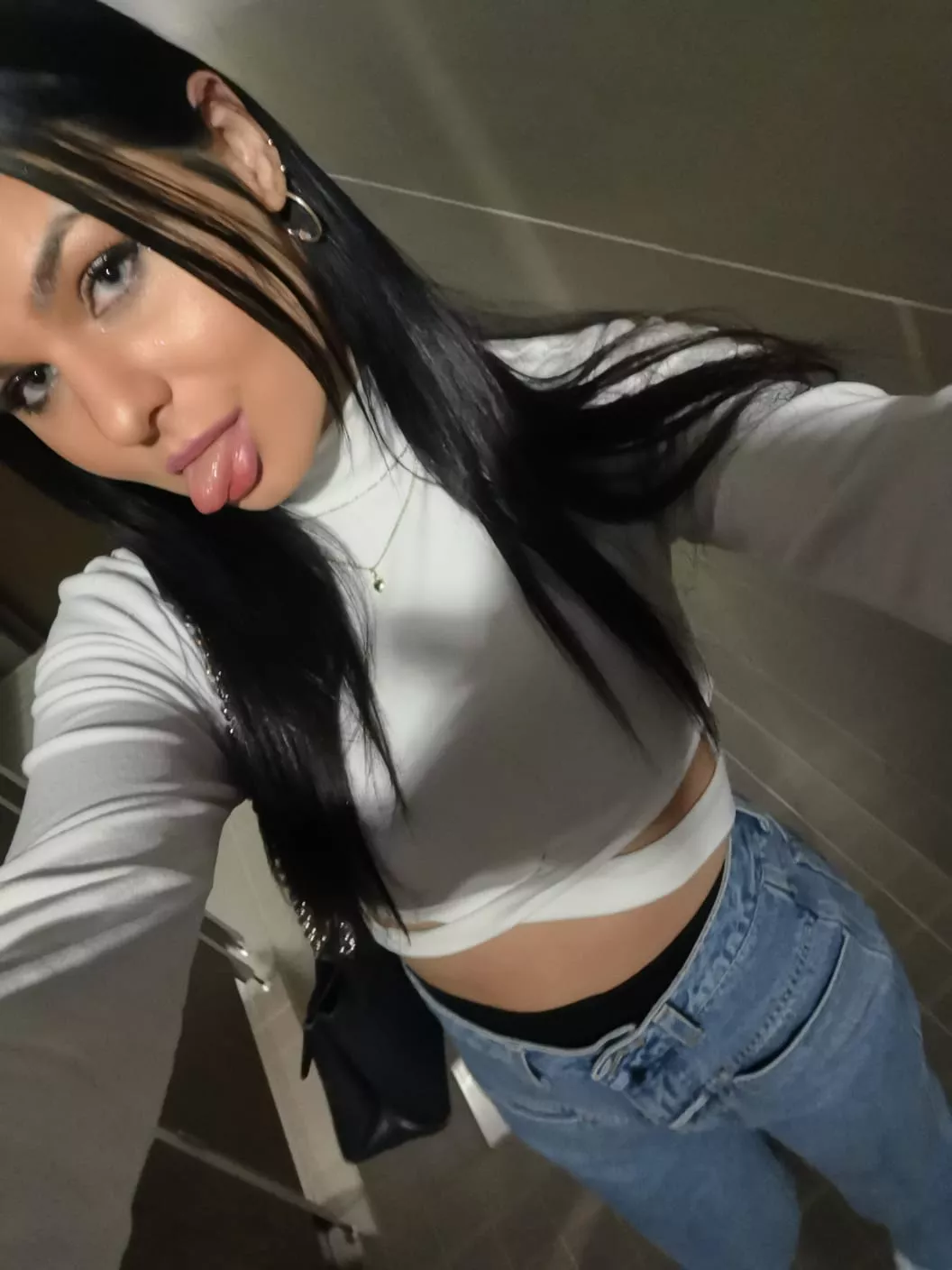 wanna play with my... posted by katja69Polska